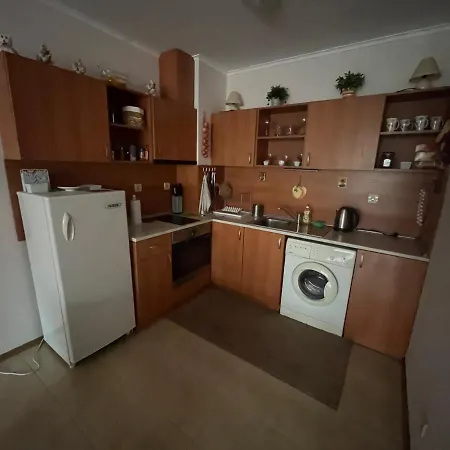 Апартамент Vadim In Panorama Vigo Несебър