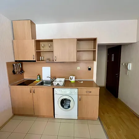 Vadim In Panorama Vigo * ネセバル